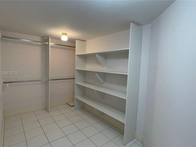 Apartment for sale  Unit #1105 - photo 7427345