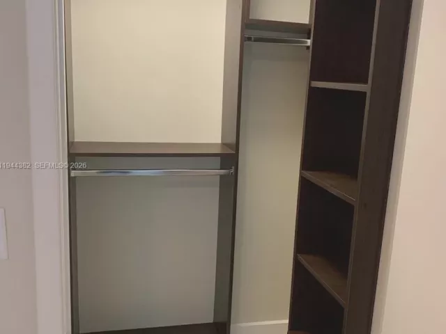 2-bedroom home for sale in Miami Beach - 6000 Collins Ave unit 136 - MondialRealty