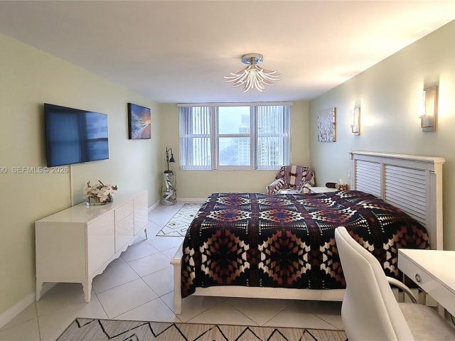 Apartment for sale  Unit #1106S - photo 7188755