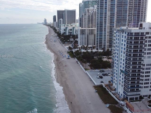 Apartment for sale  Unit #1106S - photo 7188758