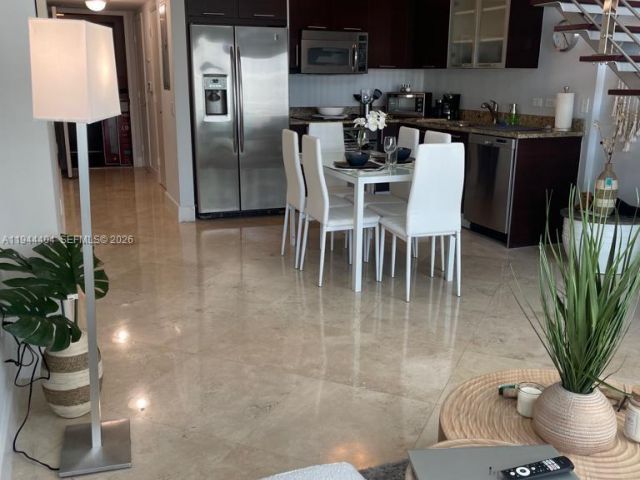 Apartment for rent  Unit #1215 - photo 7429662