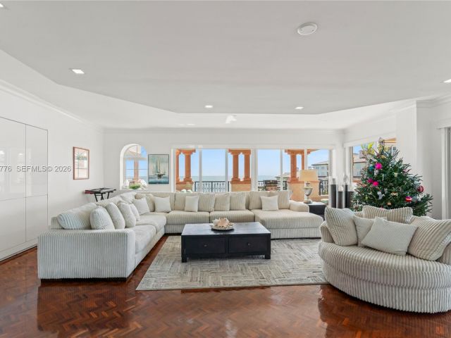 Apartment for sale  Unit #7777 - photo 7096675