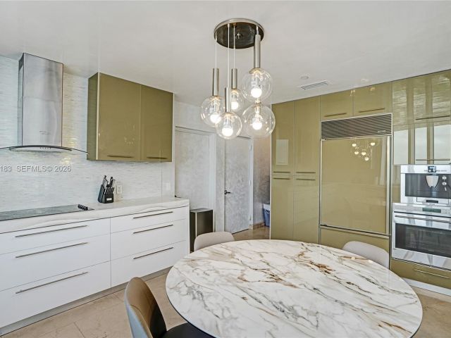 Apartment for rent  Unit #3006 - photo 7102927