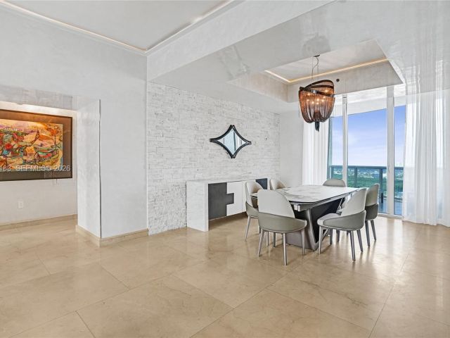 Apartment for rent  Unit #3006 - photo 7102933