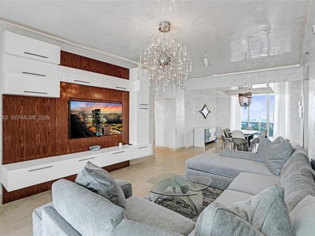 Apartment for rent  Unit #3006 - photo 7102934