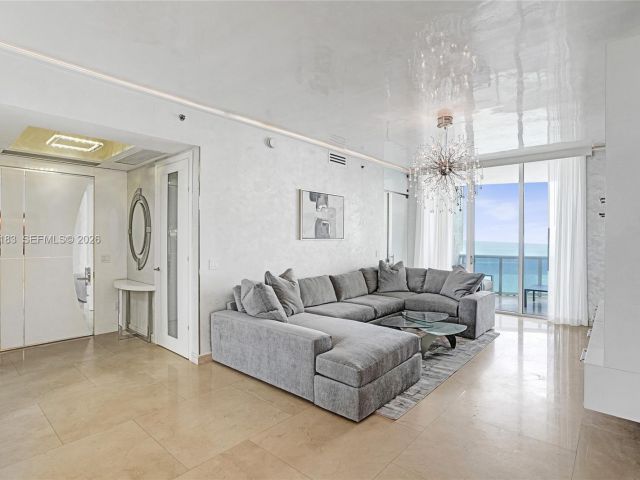 Apartment for rent  Unit #3006 - photo 7102936