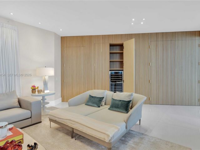 Apartment for sale  Unit #4601 - photo 7101840