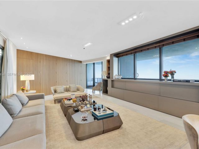 Apartment for sale  Unit #4601 - photo 7101844