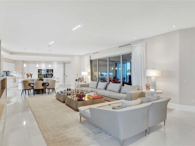 Apartment for sale  Unit #4601 - photo 7101852