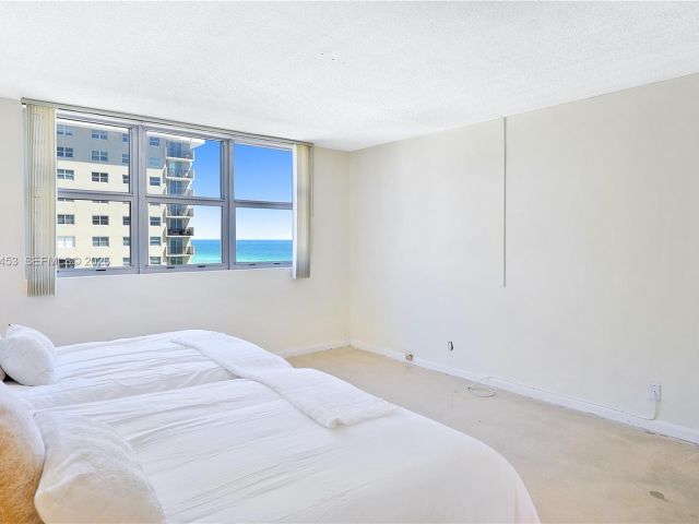 Apartment for rent  Unit #705 - photo 7435507