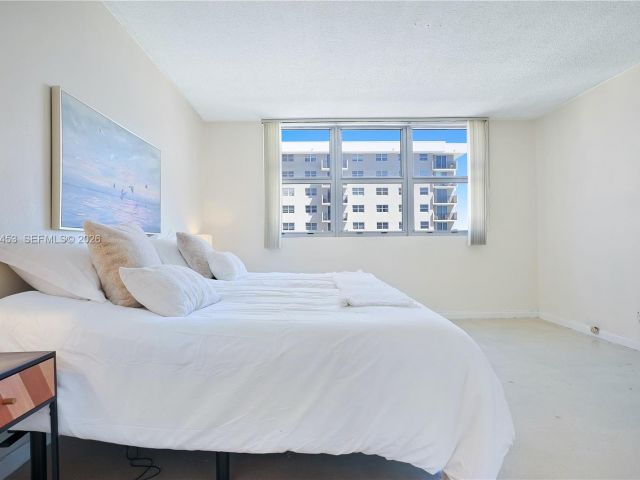 Apartment for rent  Unit #705 - photo 7435508