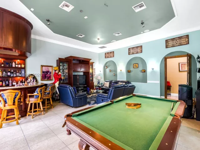 5-bedroom home for sale in Miami - 7761 SW 122nd Ave - MondialRealty