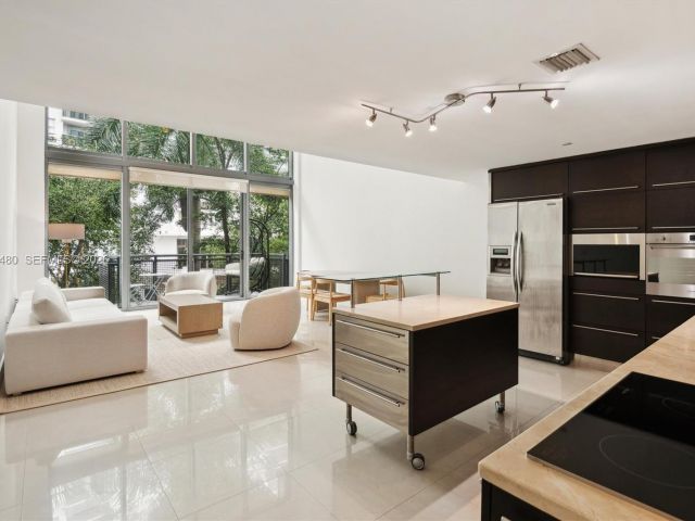 Apartment for rent  Unit #307 - photo 7114177