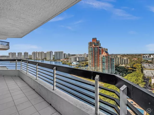 2-bedroom condo for sale in Aventura - 3530 Mystic Pointe Dr 2502 - MondialRealty