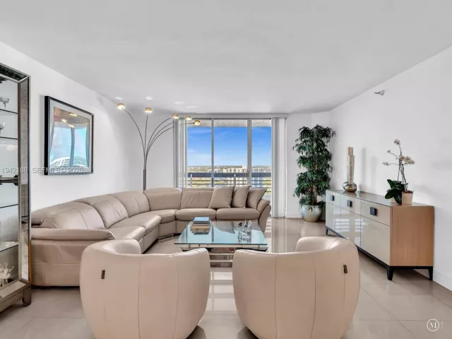 2-bedroom condo for sale in Aventura - 3530 Mystic Pointe Dr 2502 - MondialRealty