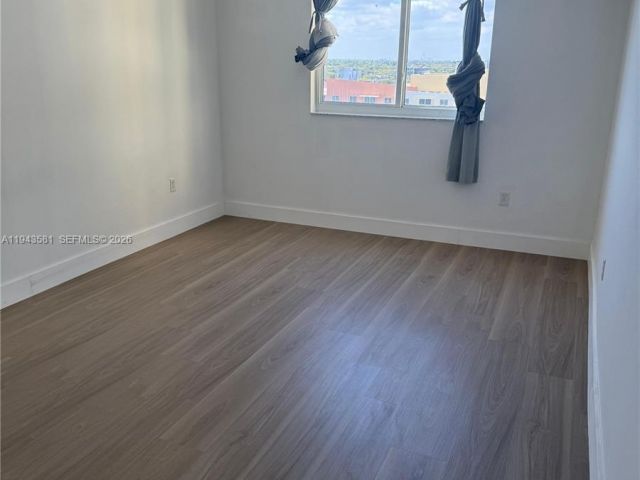 Apartment for rent  Unit #1027 - photo 7438987