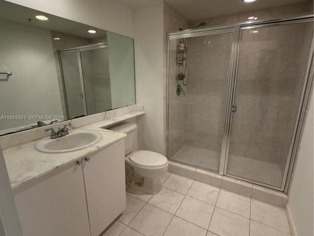 Apartment for rent  Unit #1027 - photo 7438993