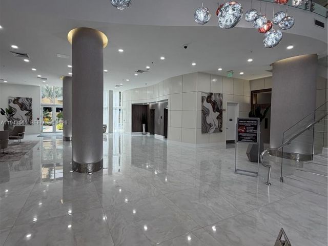 Apartment for rent  Unit #1027 - photo 7439006