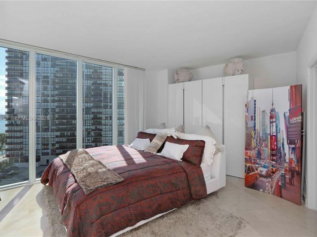 Apartment for sale  Unit #712 - photo 7168340