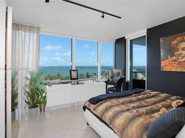 Apartment for sale  Unit #712 - photo 7168343