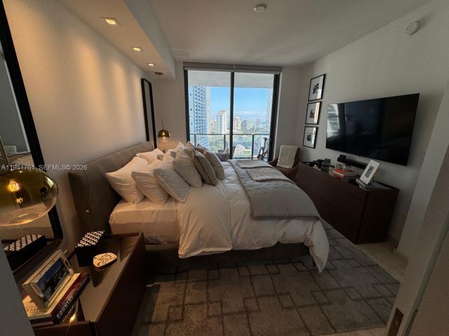 Apartment for rent  Unit #1109 - photo 7116041