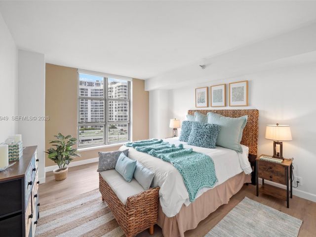 Apartment for sale  Unit #901 - photo 7113521