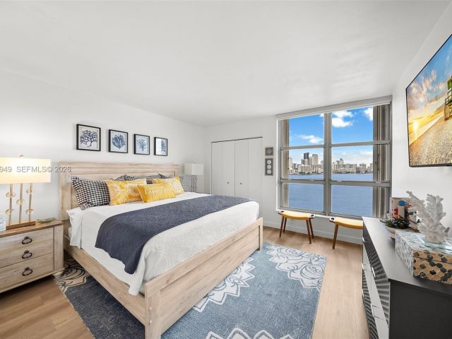 Apartment for sale  Unit #901 - photo 7113525