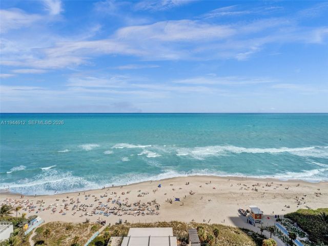 Apartment for rent  Unit #1201 - photo 7098684