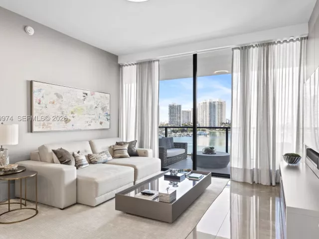 3-bedroom condo for sale in Aventura - 5500 Island Estates Dr 602 - MondialRealty