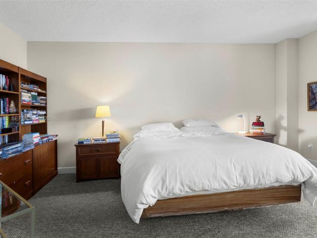 Apartment for sale  Unit #502 - photo 7110700