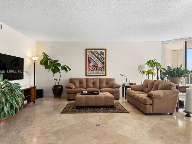 Apartment for sale  Unit #502 - photo 7110712