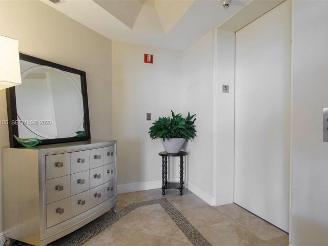 Apartment for sale  Unit #502 - photo 7110714