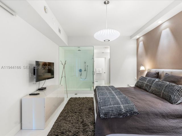 2-bedroom condo for sale in Miami - 2020 N Bayshore Dr 1204 - MondialRealty