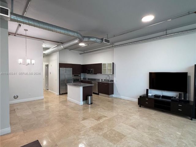 Apartment for rent  Unit #303 - photo 7506622