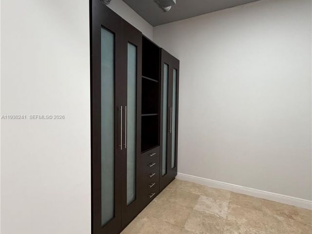 Apartment for rent  Unit #303 - photo 7506626