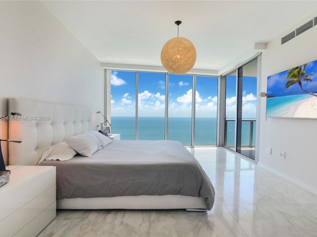 Apartment for sale  Unit #4101 - photo 7103471