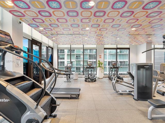 2-bedroom condo for sale in Miami - 31 SE 6th St 2008 - MondialRealty