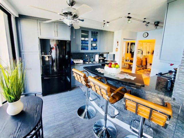 Apartment for sale  Unit #8E - photo 7102799