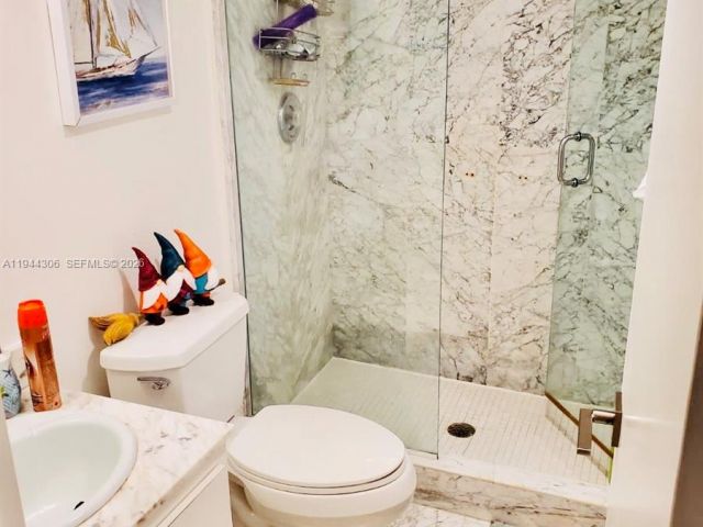 Apartment for sale  Unit #8E - photo 7102804