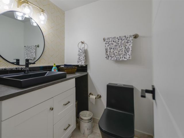 Apartment for rent  Unit #19E - photo 7108041