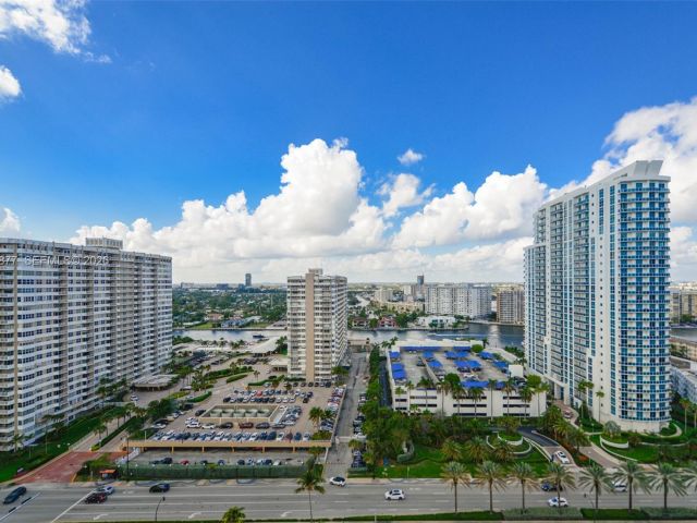 Apartment for rent  Unit #19E - photo 7108064