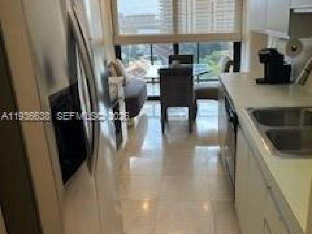 Apartment for sale  Unit #10-L - photo 7114243