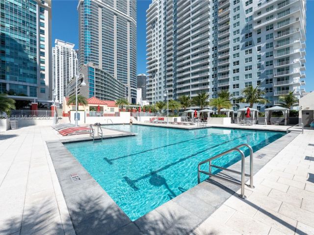 Apartment for sale  Unit #3403 - photo 7116284