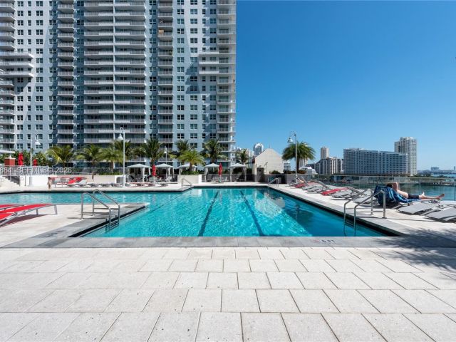 Apartment for sale  Unit #3403 - photo 7116285