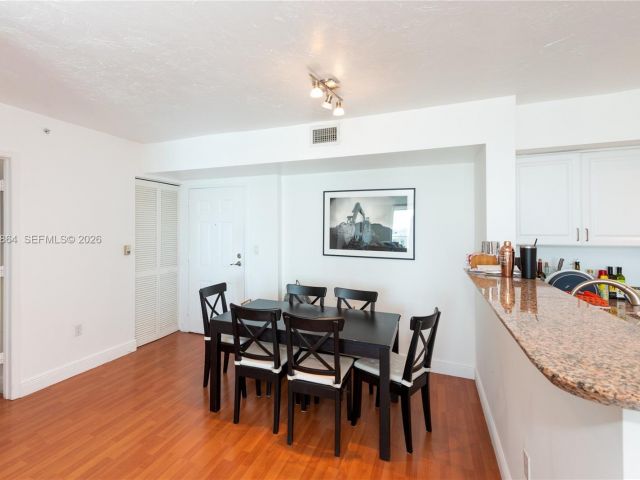 Apartment for sale  Unit #3403 - photo 7116297