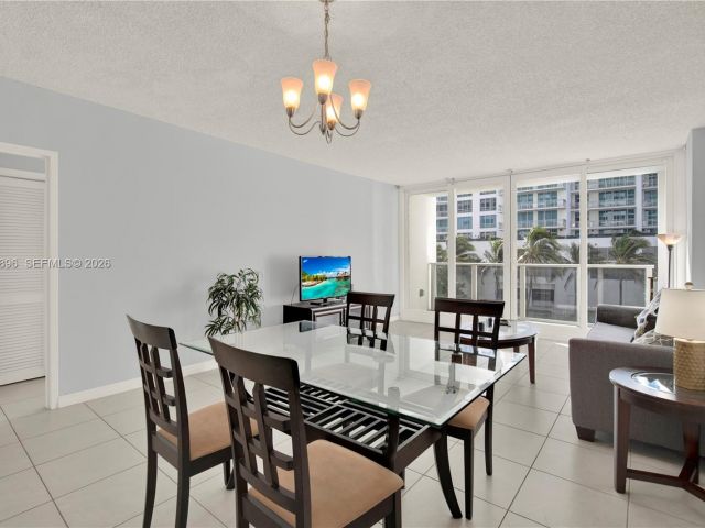 Apartment for sale  Unit #318 - photo 7433966