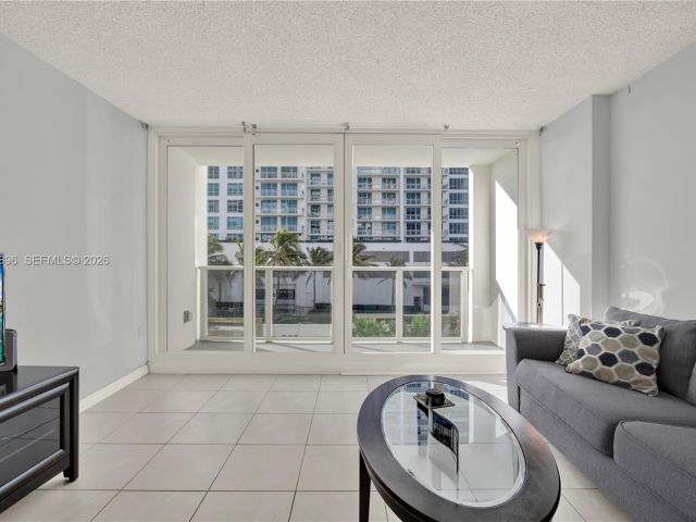 Apartment for sale  Unit #318 - photo 7433969