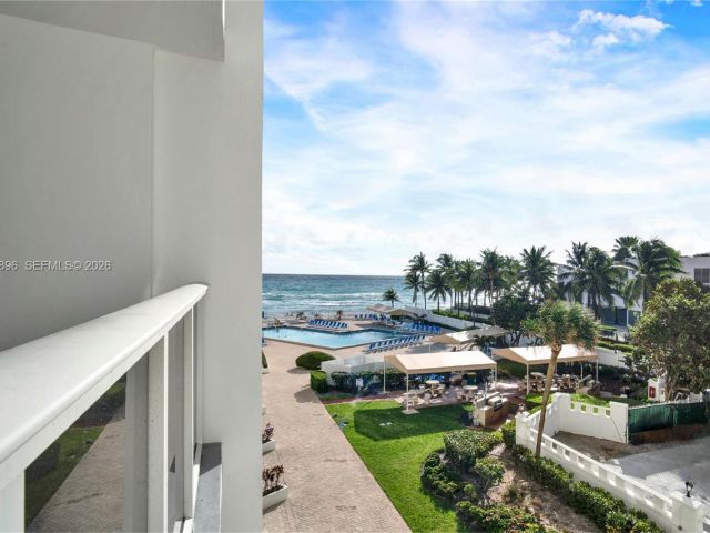 Apartment for sale  Unit #318 - photo 7433971