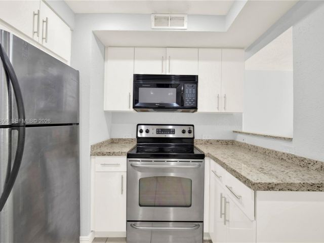 Apartment for sale  Unit #318 - photo 7433992