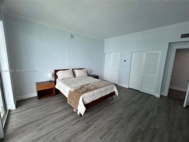 Apartment for rent  Unit #PH11 - photo 7116548